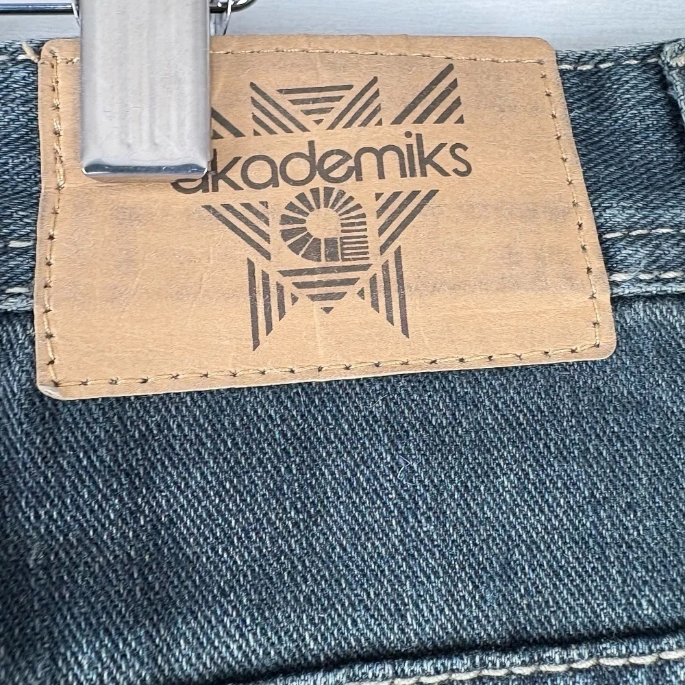 Akademiks Wide Leg Jeans size 42x32. - Picture 6 of 13